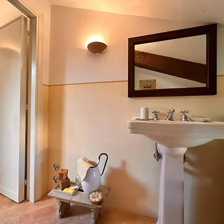 Romantic Country With Two Apartment